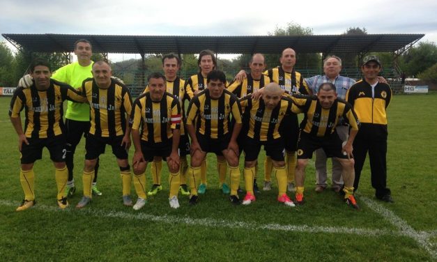 FERROVILLA DE VILLARRICA EN SEMIFINALES DEL CAMPEONATO SUPER SENIORS-45